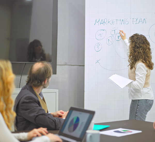 Why Should You Hire Professional Web Designers